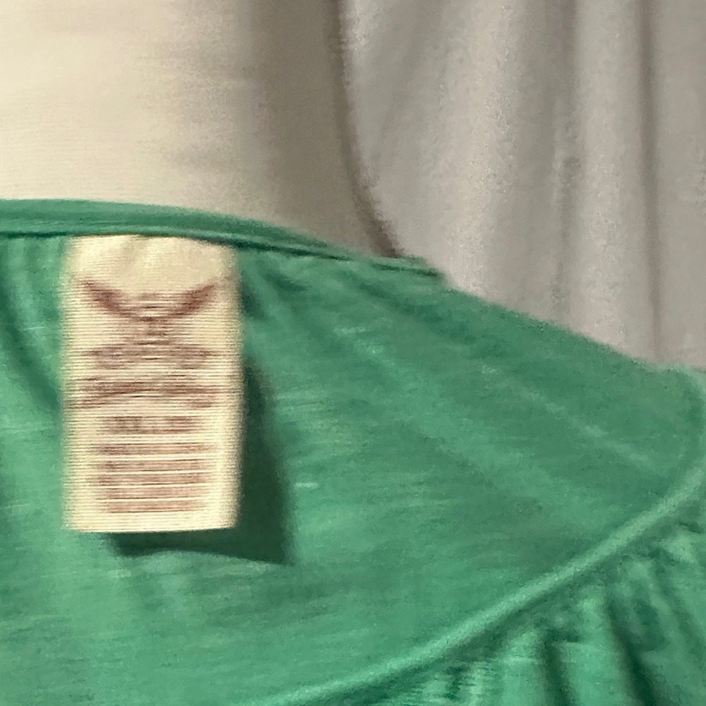 Faded Glory Green Blouse with Embroidered Detail - Picture 4 of 4